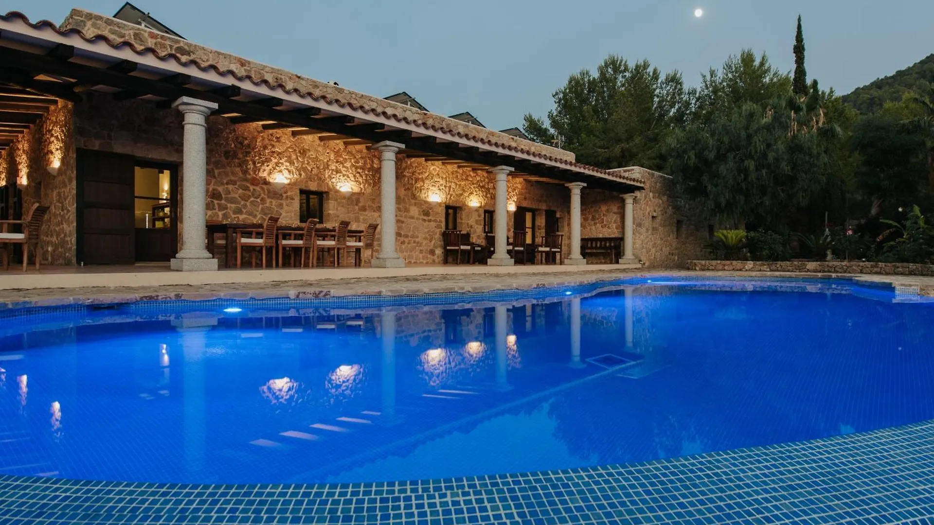 فندق مبيت وإفطار كالا تاريدا Villa & Guesthouse Paissa D'En Bernat