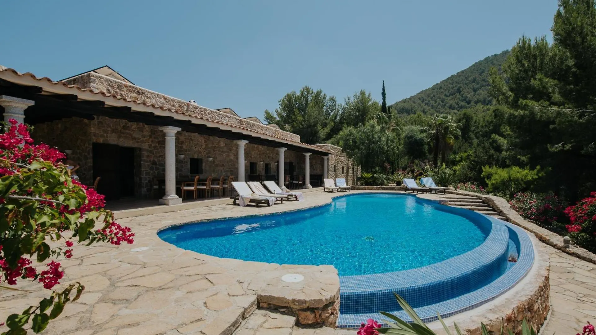 فندق مبيت وإفطار كالا تاريدا Villa & Guesthouse Paissa D'En Bernat