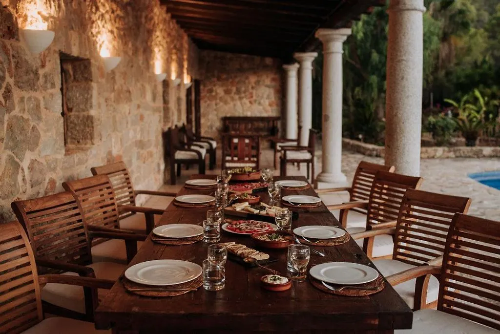 فندق مبيت وإفطار كالا تاريدا Villa & Guesthouse Paissa D'En Bernat إسبانيا